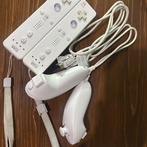 White Wii Remote and Nunchuk Set